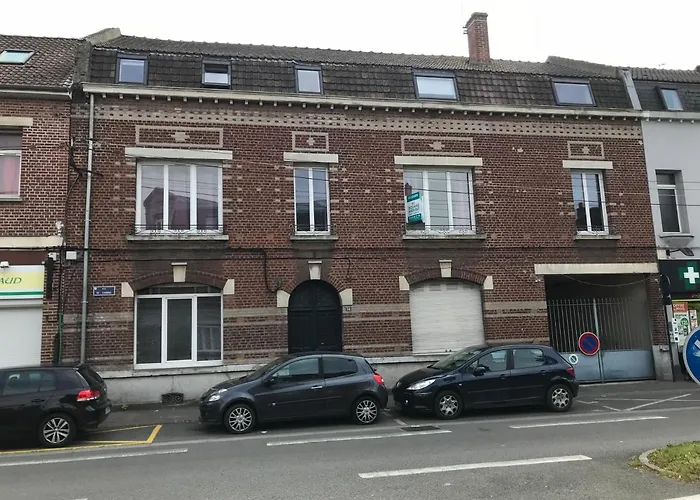 Au Studio 36 Arras Avec Parking Prive