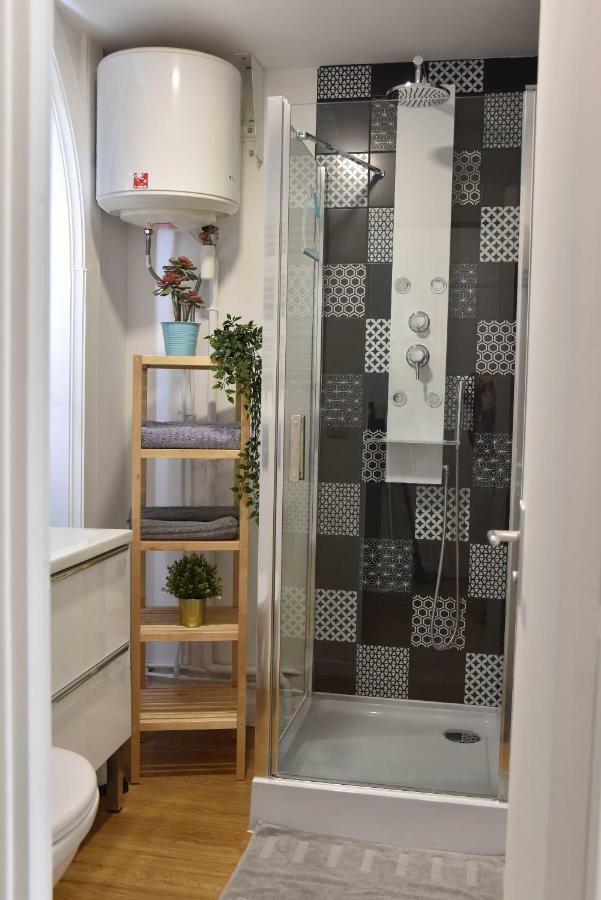 Au 36 Avec Parking Prive Appartement